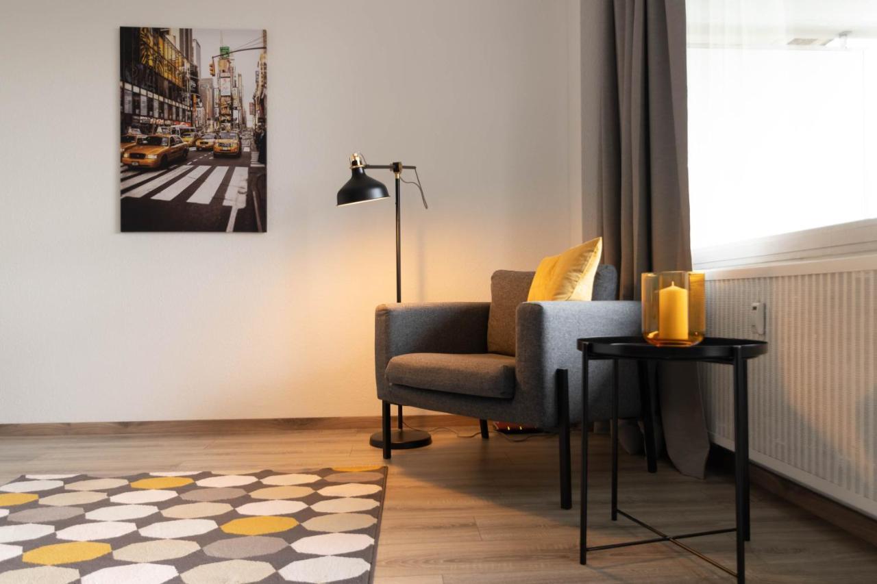 Apartment Bright - Central - Balcony - Tradefair Нойс Экстерьер фото
